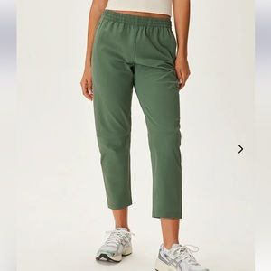 Outdoor Voices Green Rec Trek Pants